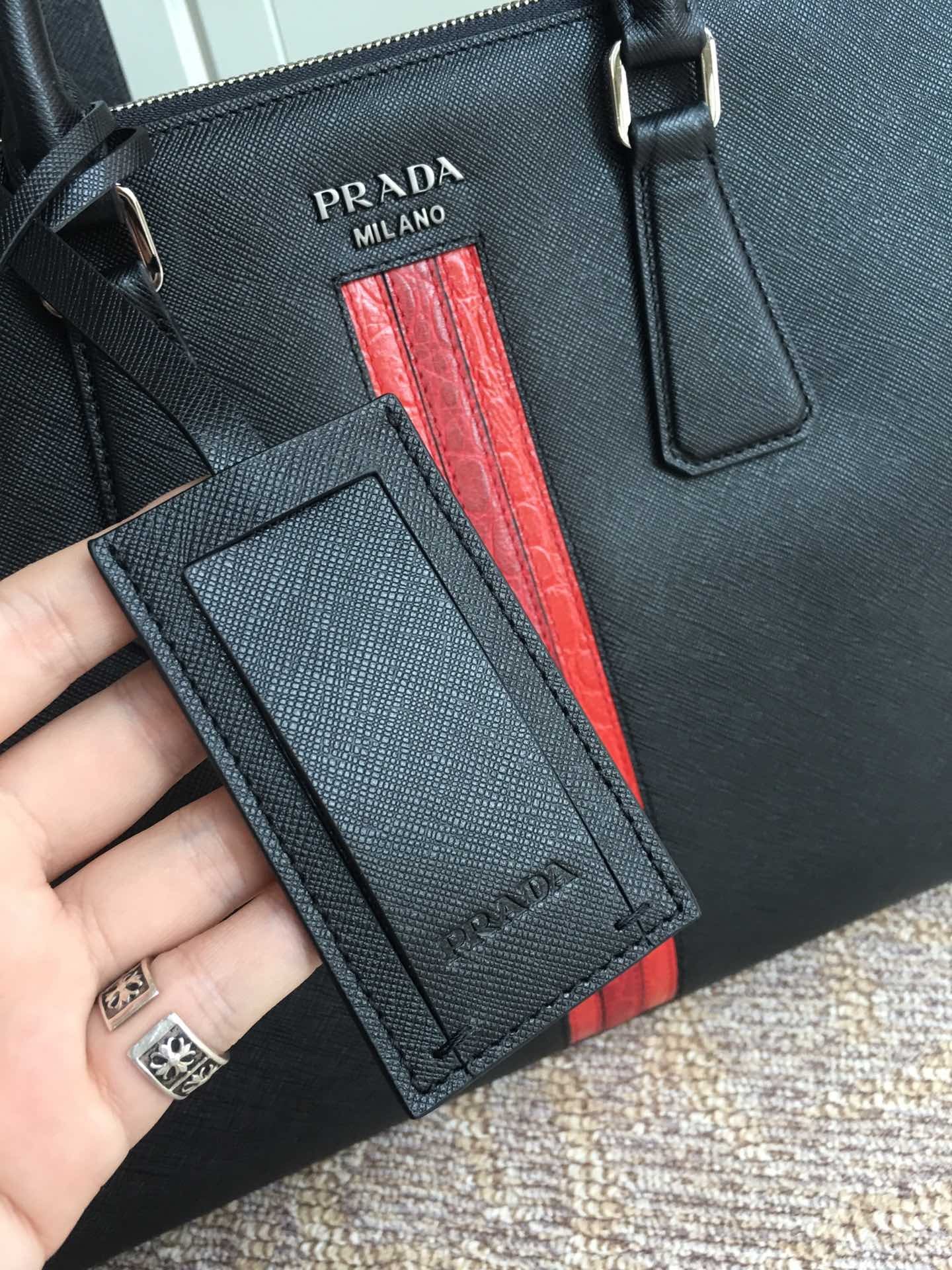 Maletines Prada