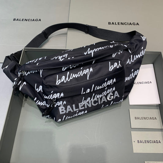 Balenciaga Bandolera