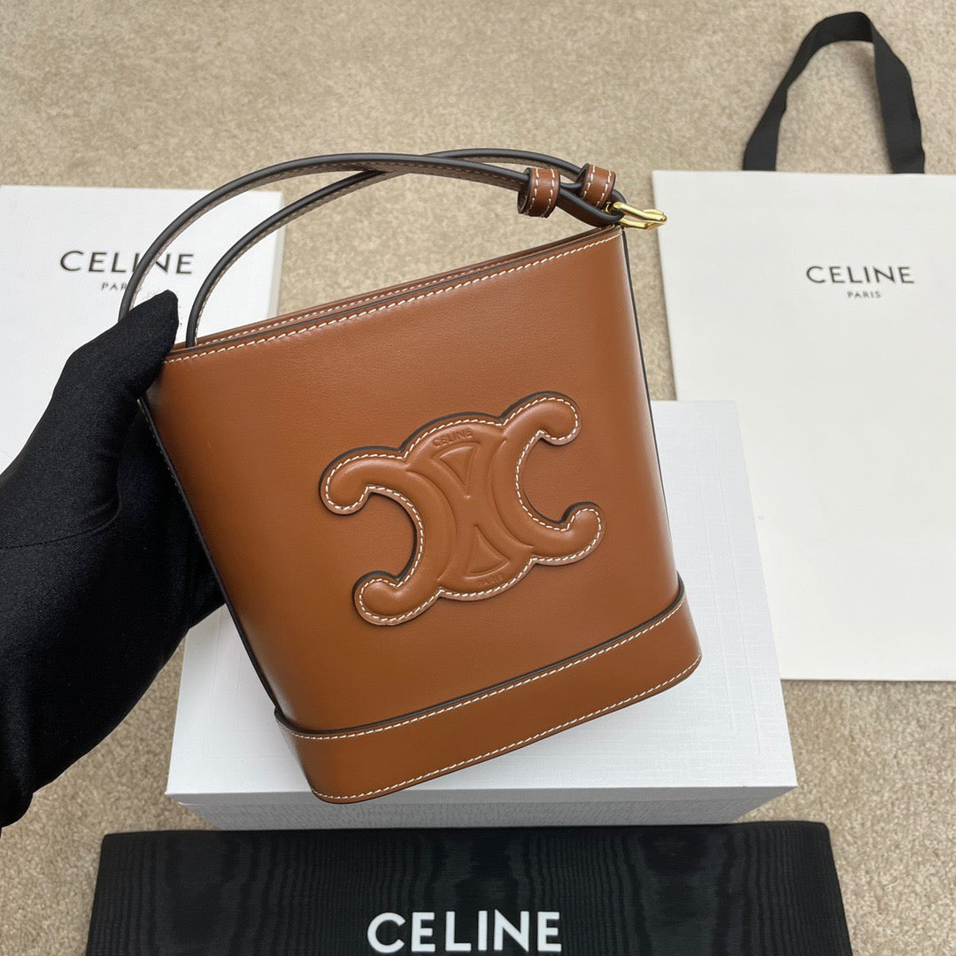 Cubo Celine Triomphe