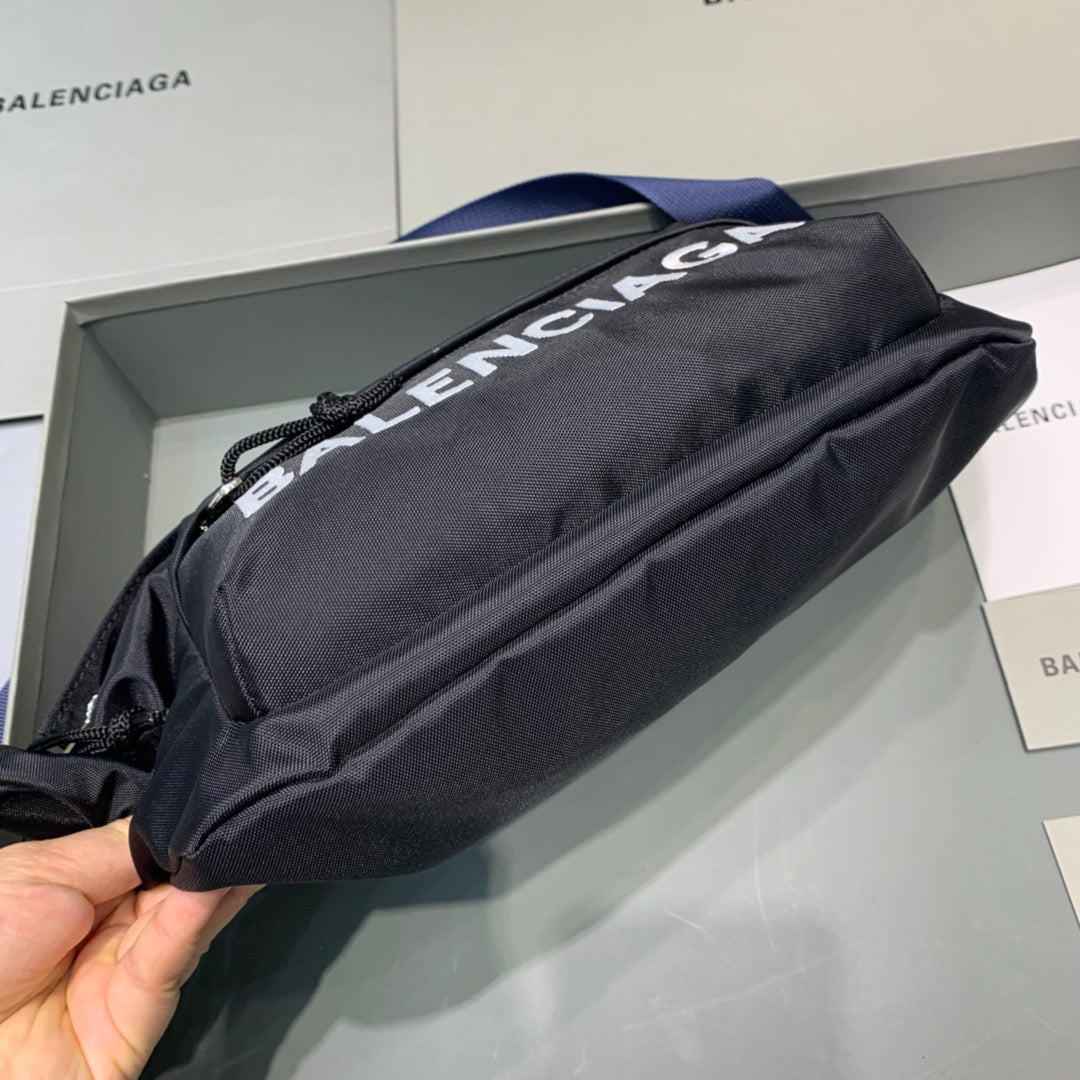 Balenciaga Bandolera